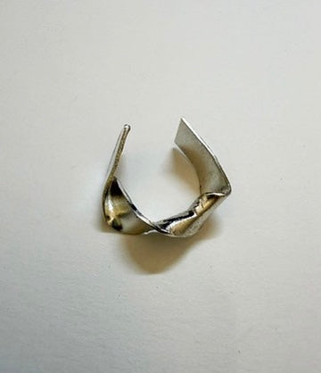 Beau Ribbon Toe Ring