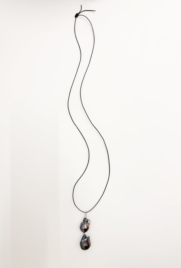 Mia Baroque Pearl Necklace